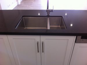 Seaton kitchen undermount sink in stone top web